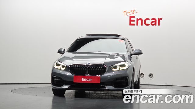 BMW 1 Series (F40) 120i Sports 2023 — фото 3