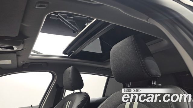 BMW 1 Series (F40) 120i Sports 2023 — фото 22