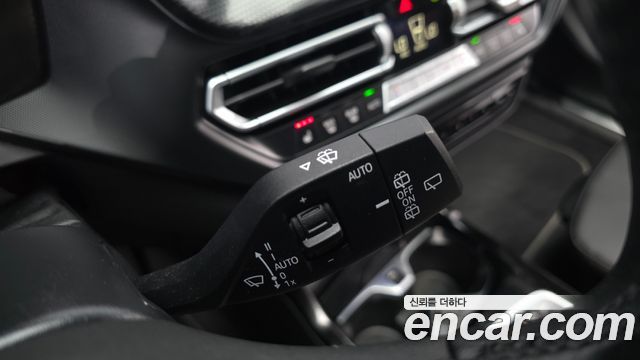 BMW 1 Series (F40) 120i Sports 2023 — фото 24