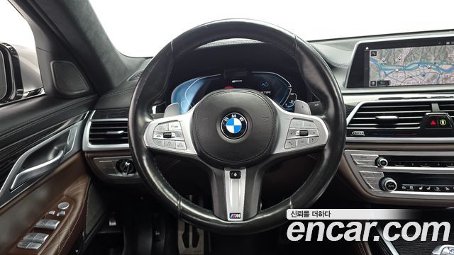 BMW 7 Series (G11) 745Le iPerformance M Sport 2021 — фото 12