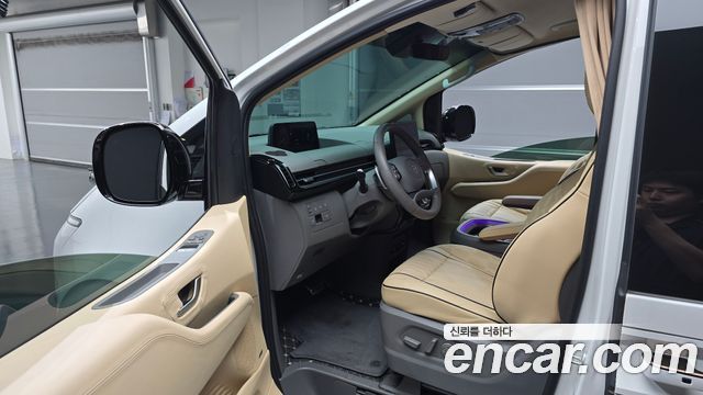 Hyundai Staria 4WD Camper Special Vehicle 2023 — фото 10