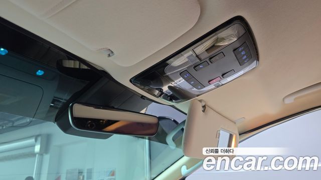 Hyundai Staria 4WD Camper Special Vehicle 2023 — фото 27