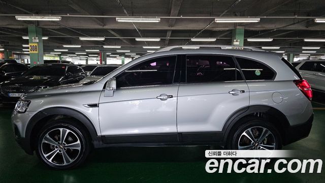 Chevrolet Captiva 2WD LT Deluxe pack 2016 — фото 2