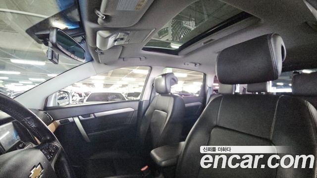 Chevrolet Captiva 2WD LT Deluxe pack 2016 — фото 24