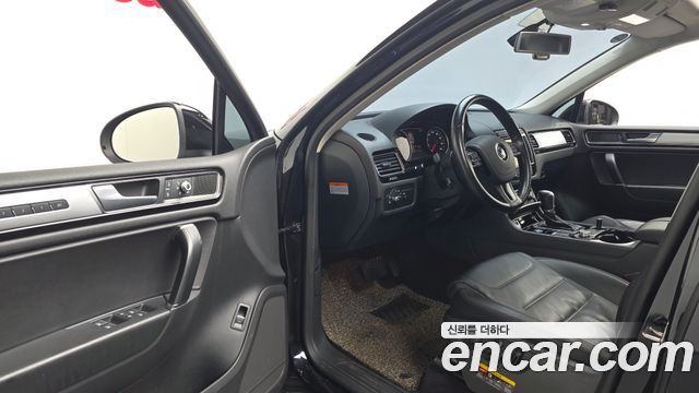 Volkswagen Touareg V6 3.0 TDI Bluemotion 7P5 2016 — фото 10
