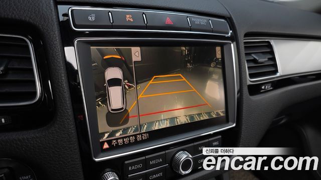 Volkswagen Touareg V6 3.0 TDI Bluemotion 7P5 2016 — фото 15
