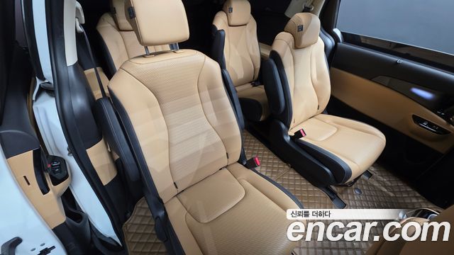 Kia Carnival (IV) Diesel 9-Seater Signature 2023 — фото 11