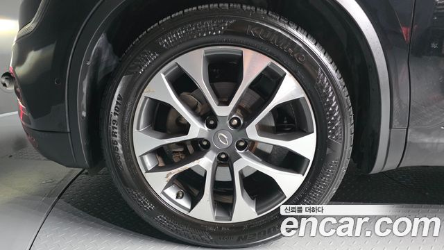 Renault Korea QM6 Diesel 4WD RE Signature 2017 — фото 5