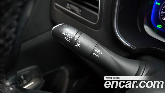 Renault Korea QM6 Diesel 4WD RE Signature 2017 — фото 28