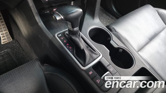 Kia Sportage The Bold Diesel 1.6 2WD Prestige 2019 — фото 9