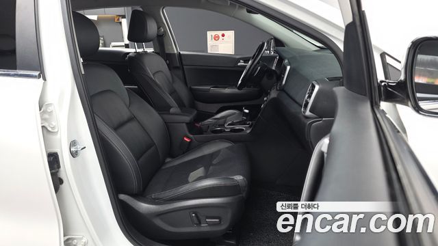 Kia Sportage The Bold Diesel 1.6 2WD Prestige 2019 — фото 11
