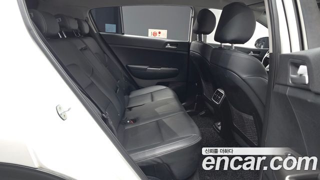 Kia Sportage The Bold Diesel 1.6 2WD Prestige 2019 — фото 12
