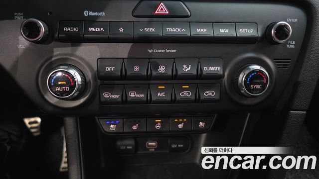 Kia Sportage The Bold Diesel 1.6 2WD Prestige 2019 — фото 16
