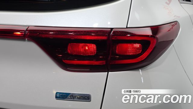 Kia Sportage The Bold Diesel 1.6 2WD Prestige 2019 — фото 23