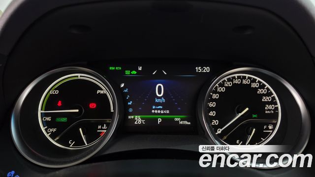 Toyota Camry (XV70) 2.5 XLE Hybrid 2024 — фото 8