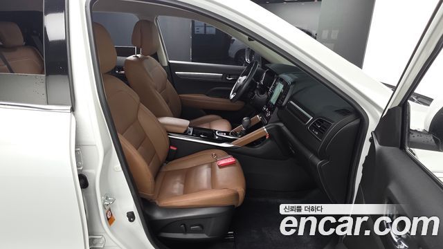 Renault Korea QM6 2.0 LPe RE Signature 2WD 2022 — фото 26
