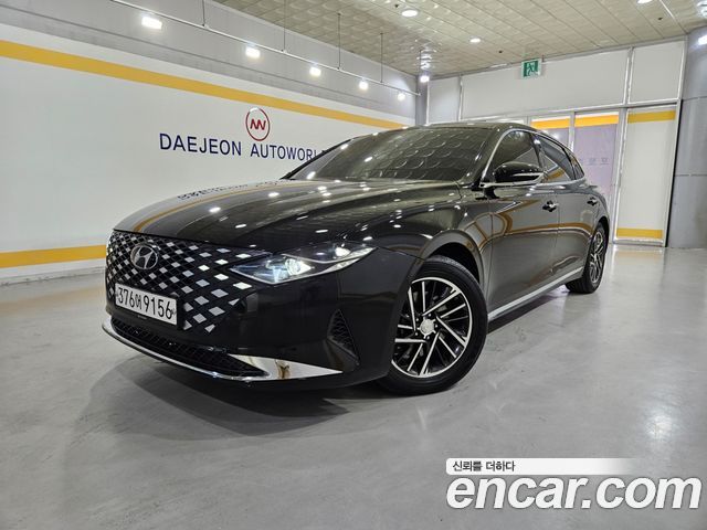 Hyundai Grandeur (IG) 3.0 LPi Rent Car Premium