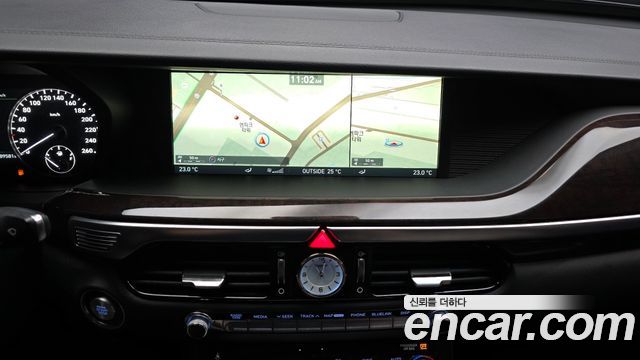 Genesis EQ900 3.8 GDI AWD Luxury 2018 — фото 14