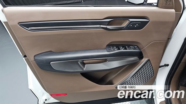 Kia EV9 Long Range 4WD Air 2024 — фото 30