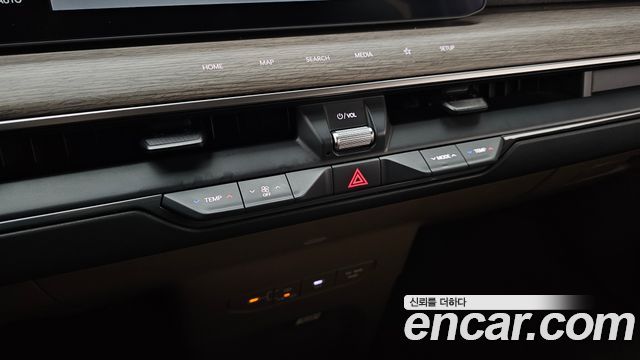 Kia EV9 Long Range 4WD Air 2024 — фото 33
