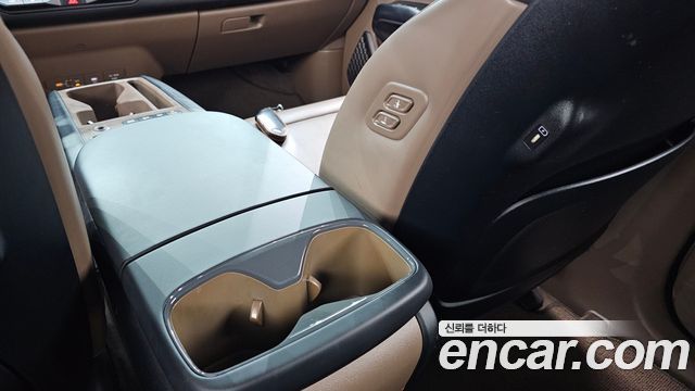 Kia EV9 Long Range 4WD Air 2024 — фото 40