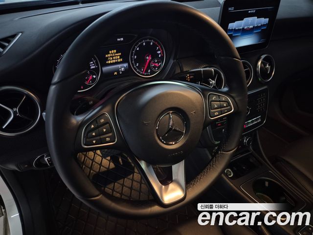 Mercedes-Benz A-Class (W176) A200 2018 — фото 9