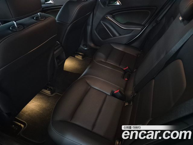 Mercedes-Benz A-Class (W176) A200 2018 — фото 10