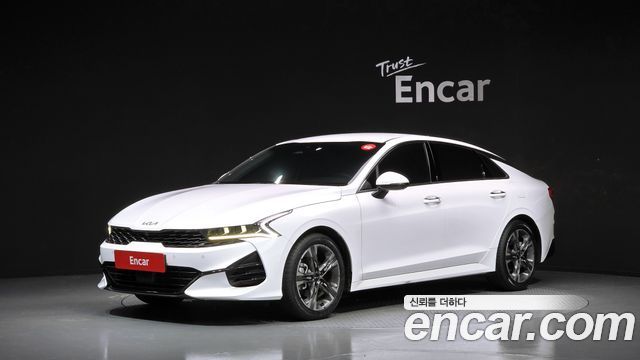 Kia K5 (III) 2.0 LPI Signature 2023 — фото 1