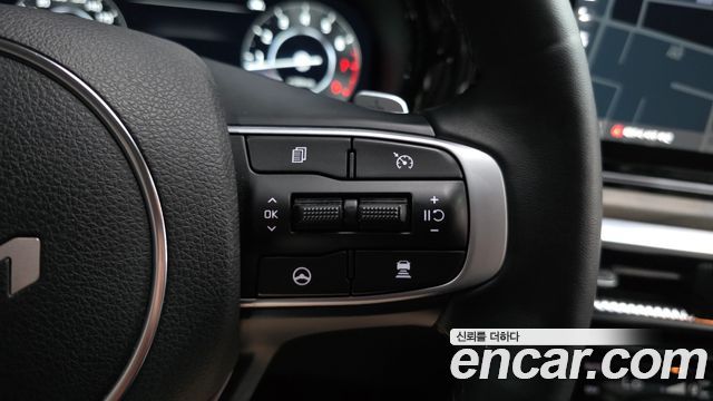 Kia K5 (III) 2.0 LPI Signature 2023 — фото 18