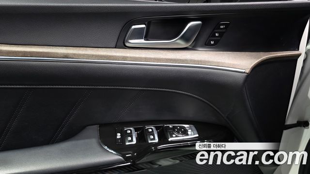 Kia K5 (III) 2.0 LPI Signature 2023 — фото 20