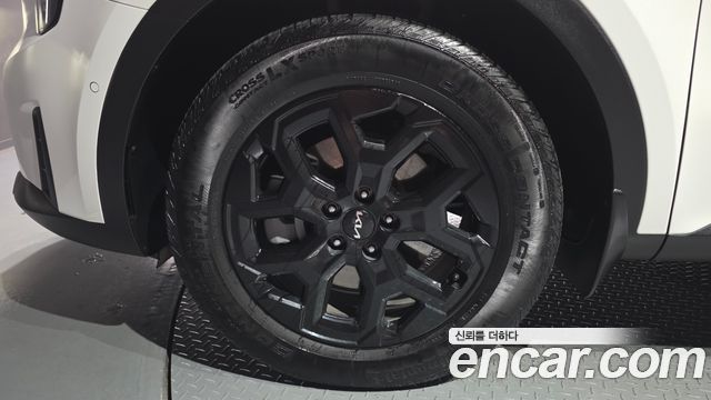 Kia Sorento (IV) HEV 1.6 2WD Noblesse 2024 — фото 5