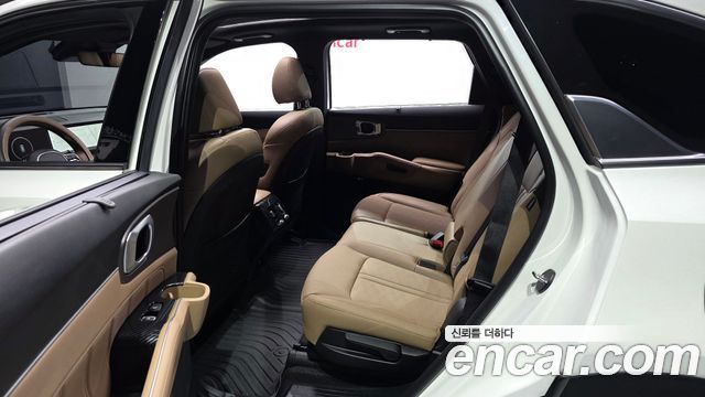 Kia Sorento (IV) HEV 1.6 2WD Noblesse 2024 — фото 12