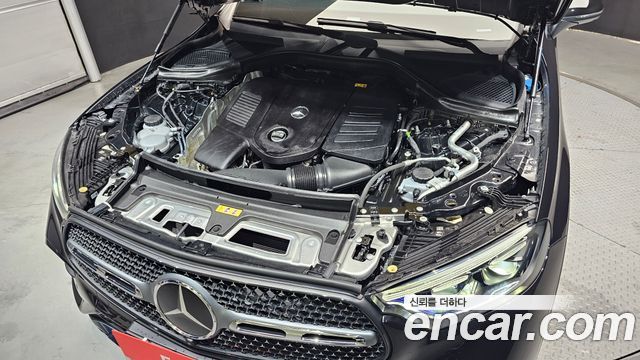 Mercedes-Benz GLC-Class (X254) GLC300 4MATIC AMG Line 2024 — фото 6
