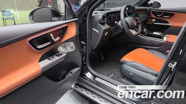 Mercedes-Benz GLC-Class (X254) GLC300 4MATIC AMG Line 2024 — фото 10