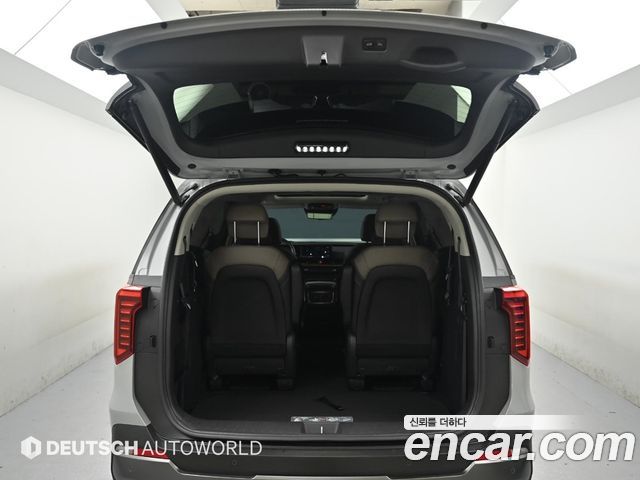 Kia Carnival (IV) HEV 9seater Gravity 2025 — фото 23