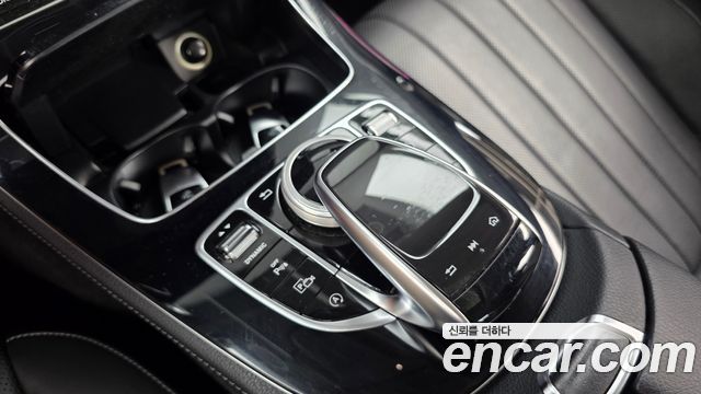 Mercedes-Benz E-Class (W213) E300 4MATIC Exclusive 2018 — фото 34