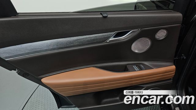 Genesis G80 (RG3) Gasoline 2.5 Turbo AWD 2023 — фото 31