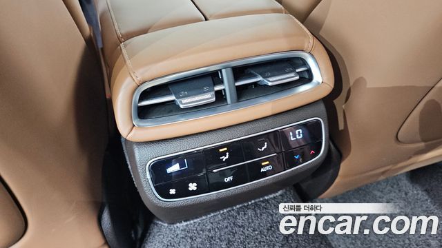 Genesis G80 (RG3) Gasoline 2.5 Turbo AWD 2023 — фото 37