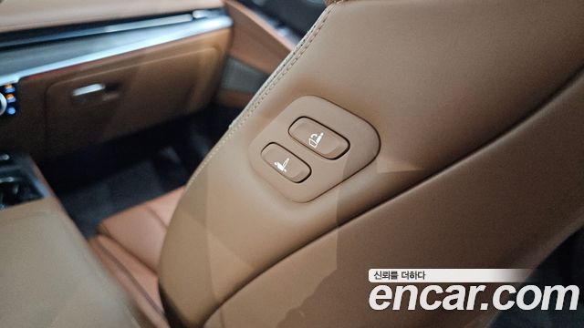 Genesis G80 (RG3) Gasoline 2.5 Turbo AWD 2023 — фото 40
