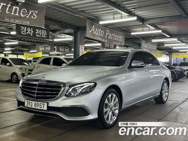 Mercedes-Benz E-Class (W213) E300 Exclusive 2019 — фото 1
