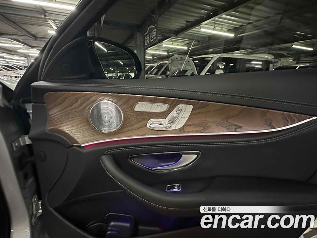 Mercedes-Benz E-Class (W213) E300 Exclusive 2019 — фото 19