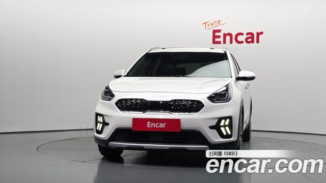 Kia Niro 1.6 HEV Signature 2022 — фото 3
