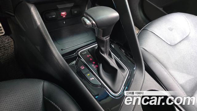 Kia Niro 1.6 HEV Signature 2022 — фото 9