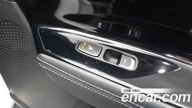 Kia Niro 1.6 HEV Signature 2022 — фото 19