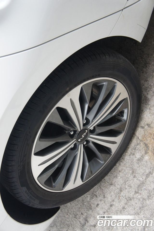 Kia K8 3.5 LPG 2WD Noblesse 2024 — фото 17