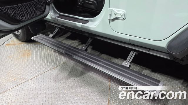 Jeep Wrangler (JL) 2.0 Rubicon 4Door Earl Clear Coat 2023 — фото 19