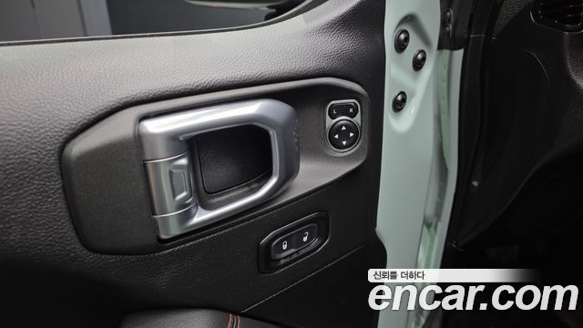 Jeep Wrangler (JL) 2.0 Rubicon 4Door Earl Clear Coat 2023 — фото 31