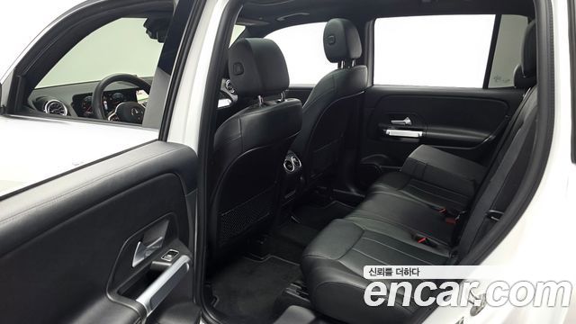 Mercedes-Benz GLB-Class (X247) GLB200 d 2022 — фото 12