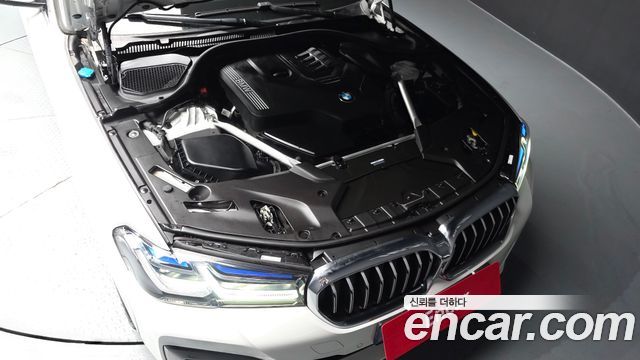 BMW 5 Series (G30) 530i xDrive M Sport Package 2023 — фото 6