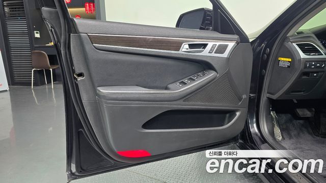Genesis G80 3.3 GDI Luxury 2019 — фото 24